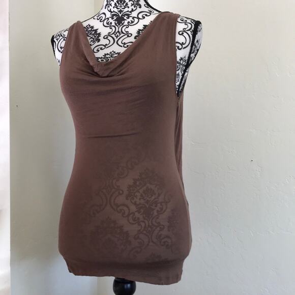 Lace back top - Picture 1 of 4